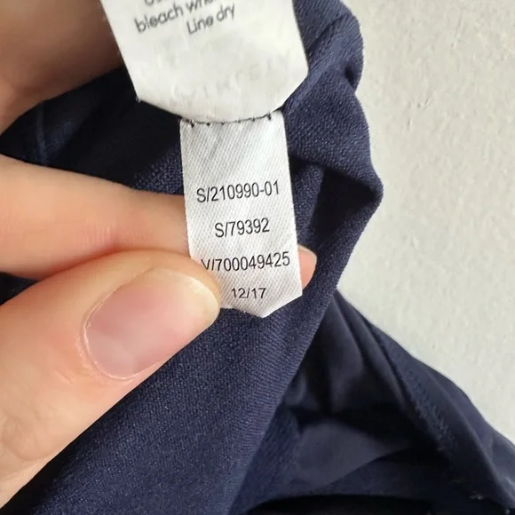 Athleta Navy Blue Wrap Halter Tie Slimming One Piece Swimsuit size 40 B/C EUC - Picture 12 of 12